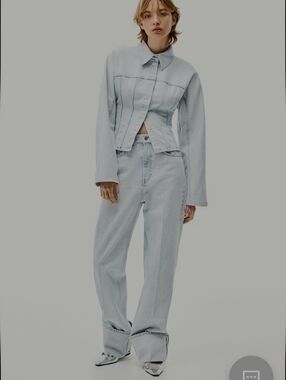 H&M Straight High Fold-Up Jeans ,Light Denim Blue